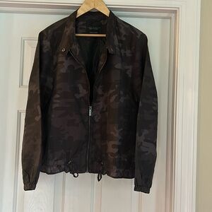 Light rain jacket